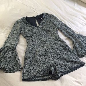 FRANCESCAS Bell sleeved romper